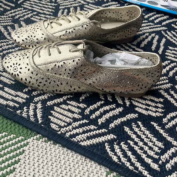 Aldo new shoes, - Picture 2 of 3